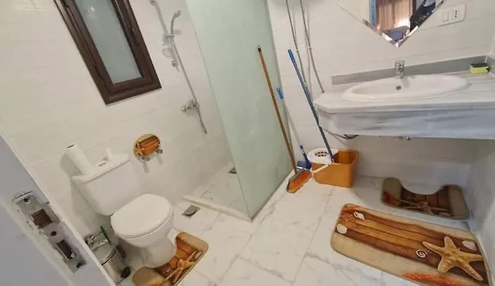 Szálloda Turtles 4*